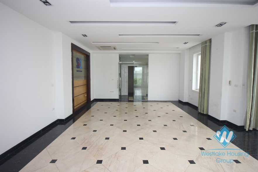 Unfurnished house for rent in Cau Giay district, Ha Noi